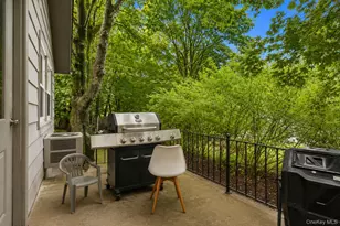 61 S Airmont Rd, Suffern, NY 10901 - Photo 21
