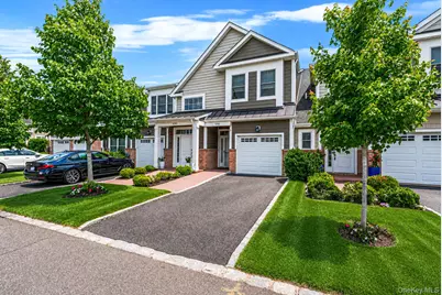 52102 Beech Tree Lane, Plainview, NY 11803 - Photo 1