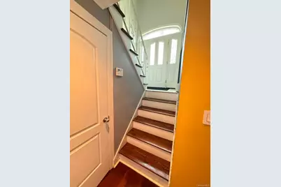 19 Pittsford Way, Nanuet, NY 10954 - Photo 5