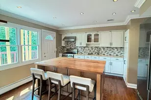 19 Pittsford Way, Nanuet, NY 10954 - Photo 9