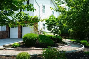 19 Pittsford Way, Nanuet, NY 10954 - Photo 3