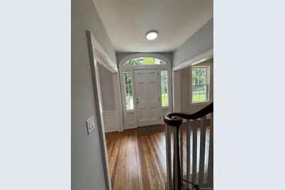 28 Wayaawi Avenue, Bayville, NY 11709 - Photo 3