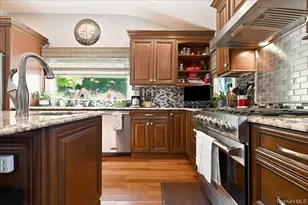 151 New York Ave, West Babylon, NY 11704 - Photo 17