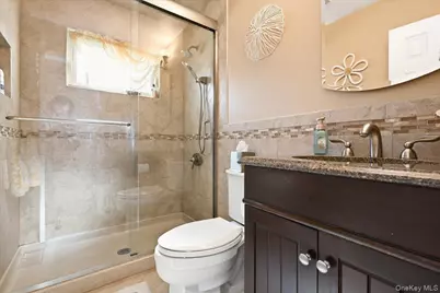 151 New York Avenue, West Babylon, NY 11704 - Photo 21