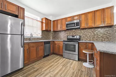73-35 Myrtle Avenue, Glendale, NY 11385 - Photo 11