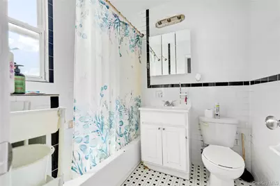 73-35 Myrtle Avenue, Glendale, NY 11385 - Photo 15