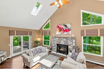 2278 Hunterbrook Road, Yorktown Heights, NY 10598 - Photo 15