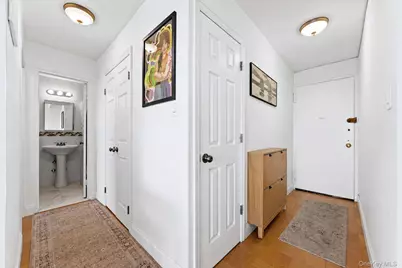 61-20 Grand Central Parkway #A1508, Forest Hills, NY 11375 - Photo 15