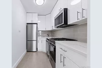 61-20 Grand Central Parkway #A1508, Forest Hills, NY 11375 - Photo 13