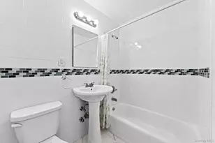 61-20 Grand Central Pkwy, Forest Hills, NY 11375 - Photo 17