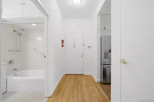 51 W 106th St, New York, NY 10025 - Photo 7