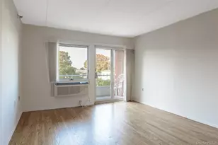 205 Mineola Blvd, Mineola, NY 11501 - Photo 5