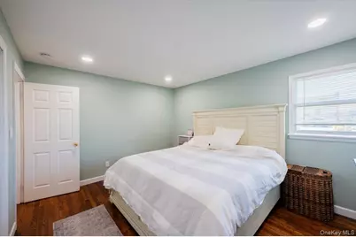 2695 Ocean Avenue, Seaford, NY 11783 - Photo 23