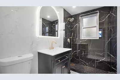 263 Quincy Avenue, Bronx, NY 10465 - Photo 19