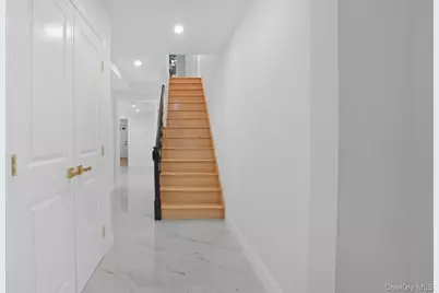 263 Quincy Avenue, Bronx, NY 10465 - Photo 11