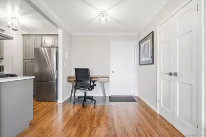 7025 Yellowstone Boulevard #8Q, Forest Hills, NY 11375 - Photo 5