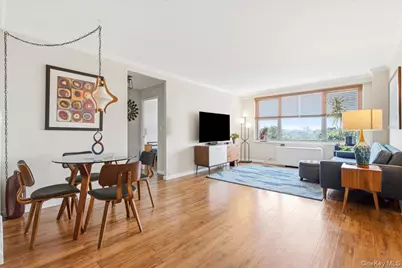 7025 Yellowstone Boulevard #8Q, Forest Hills, NY 11375 - Photo 1