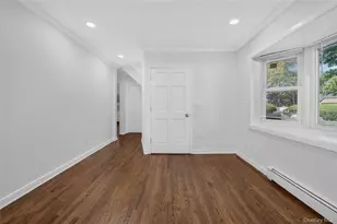 10 Field Pl, Huntington Station, NY 11746 - Photo 9