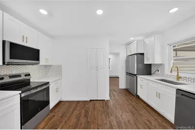 10 Field Place, Huntington Station, NY 11746 - Photo 7