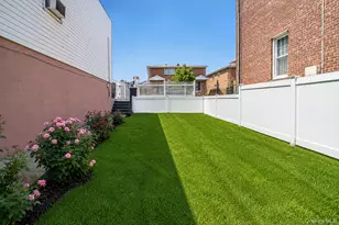 887 Pine St, Brooklyn, NY 11208 - Photo 9