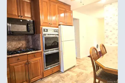 6515 180th Street, Fresh Meadows, NY 11365 - Photo 5