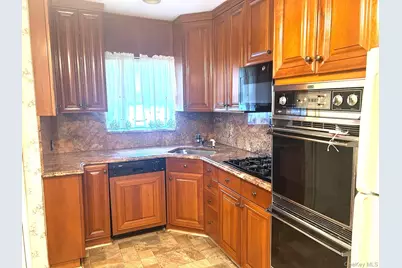 6515 180th Street, Fresh Meadows, NY 11365 - Photo 3