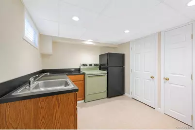 12 Heather Court, Centereach, NY 11720 - Photo 45