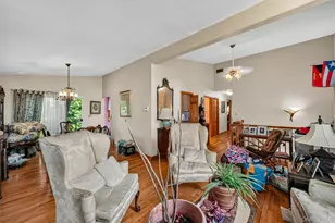 69 Stonewall Cir, White Plains, NY 10607 - Photo 15