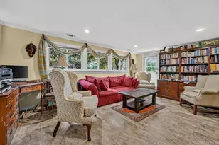 69 Stonewall Cir, White Plains, NY 10607 - Photo 35