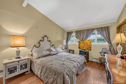 69 Stonewall Circle, White Plains, NY 10607 - Photo 27