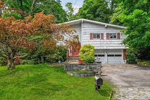 69 Stonewall Cir, White Plains, NY 10607 - Photo 5