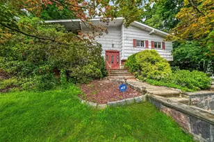 69 Stonewall Cir, White Plains, NY 10607 - Photo 3