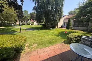 20 Strathmore Gate Dr, Stony Brook, NY 11790 - Photo 31