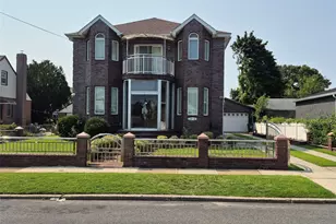 130-14 221st St, Springfield Gardens, NY 11413 - Photo 1