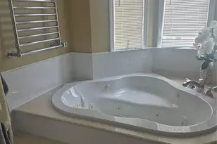 130-14 221st St, Springfield Gardens, NY 11413 - Photo 17