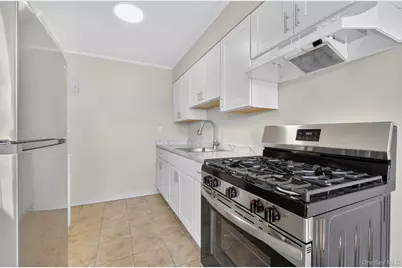 6144 164th Street, Flushing, NY 11365 - Photo 15