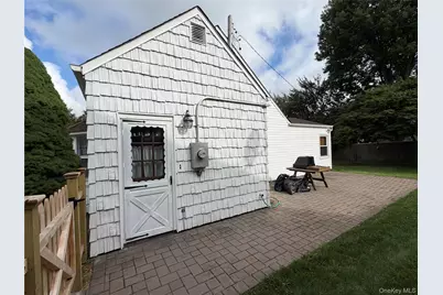 32 Griddle Lane, Levittown, NY 11756 - Photo 5