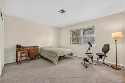 38 Milford Lane, Suffern, NY 10901 - Photo 29