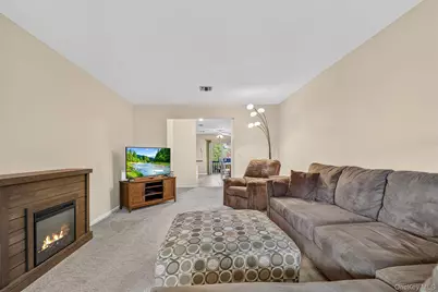 38 Milford Lane, Suffern, NY 10901 - Photo 9