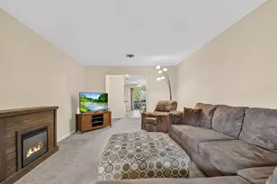 38 Milford Ln, Suffern, NY 10901 - Photo 9