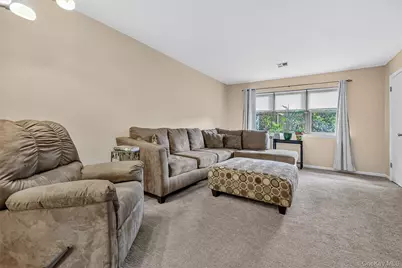 38 Milford Lane, Suffern, NY 10901 - Photo 7
