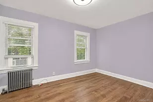 93-14 211th St, Queens Village, NY 11428 - Photo 15
