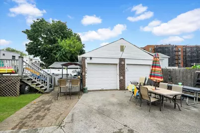 3161 Wissman Avenue, Bronx, NY 10465 - Photo 5
