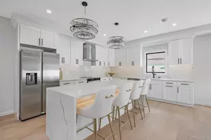 12 Slate Ln, Levittown, NY 11756 - Photo 9