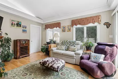 22 Briarcliff Drive, Merrick, NY 11566 - Photo 13