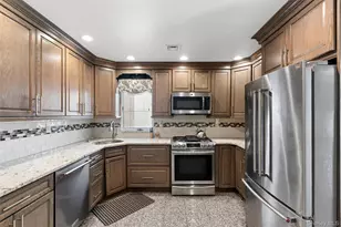 22 Briarcliff Dr, Merrick, NY 11566 - Photo 9