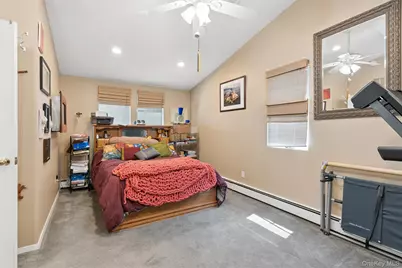 22 Briarcliff Drive, Merrick, NY 11566 - Photo 15