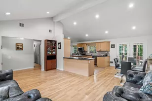 19 Glenbrook Rd, Monsey, NY 10952 - Photo 9