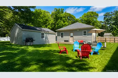 268 Beaver Drive, Mastic Beach, NY 11951 - Photo 17