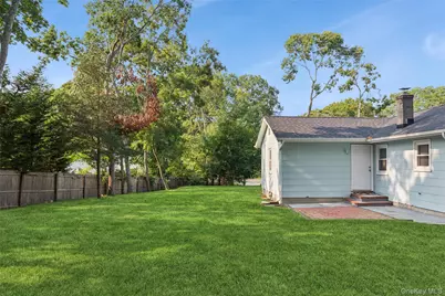 171 Wakeman Road, Hampton Bays, NY 11946 - Photo 15